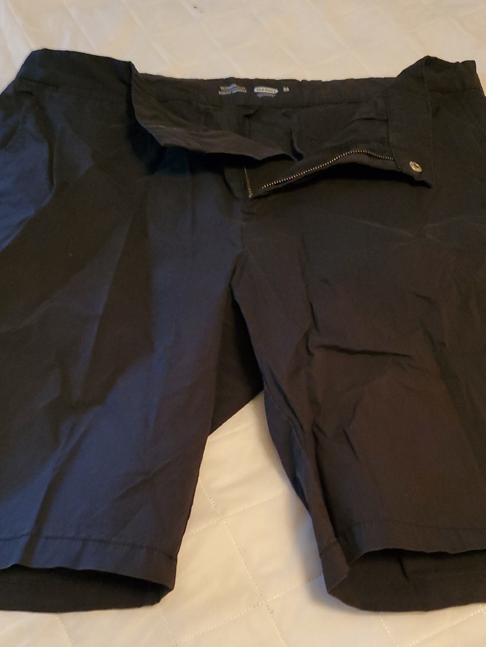 Old Navy Black Men's Flat Front Shorts